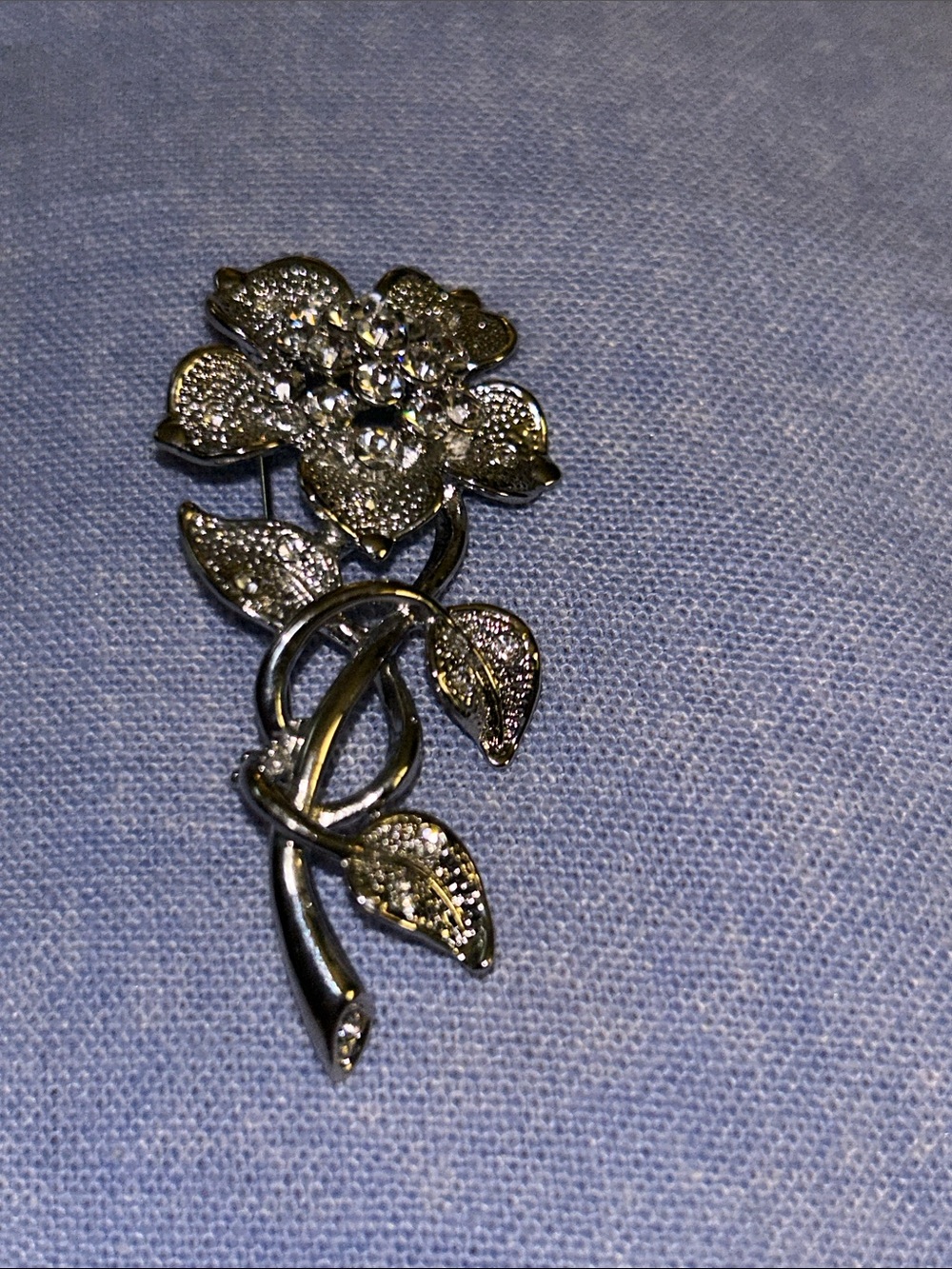 Vintage Silver Floral Crystal Brooch - Elegant Flower Pin